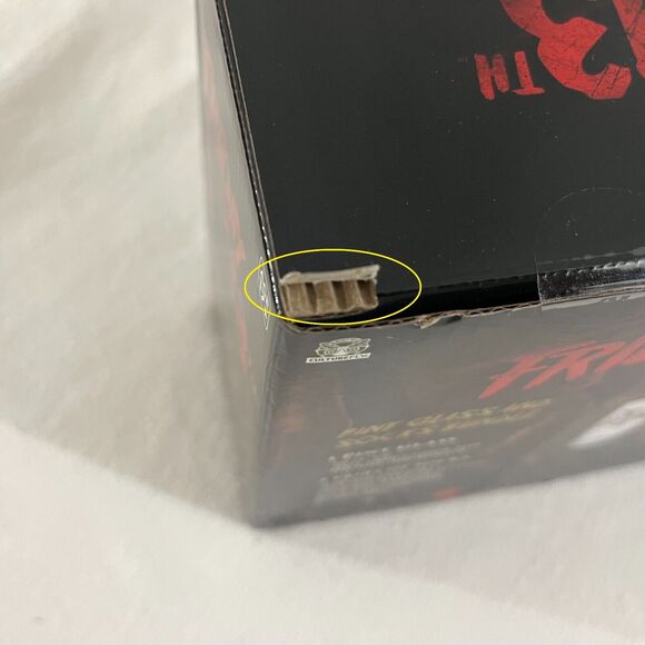 CULTUREFLY New Line Cinema FRIDAY THE 13TH Pint Glass (16 fl oz) & 3 Pack Socks - Picture 4 of 4